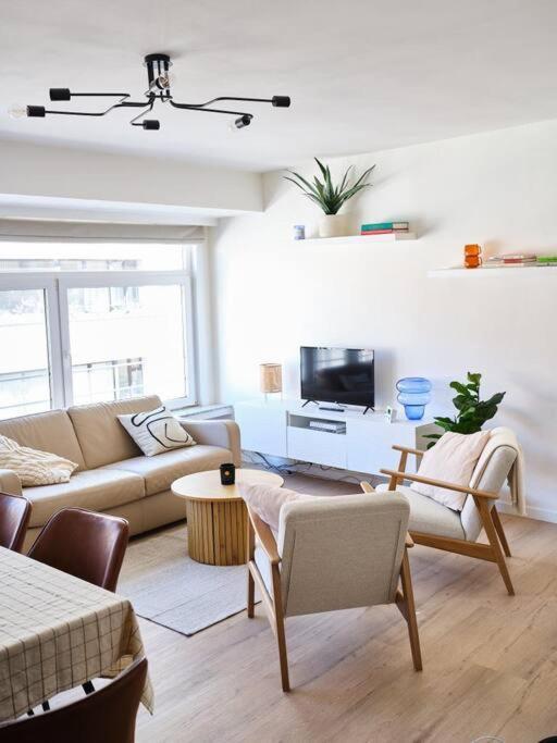 אוסטנדה Hugo By The Harbor, Light-Filled And Centrally Located Apartment - Free Parking מראה חיצוני תמונה